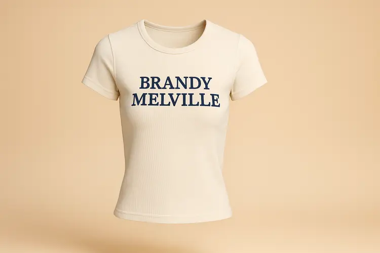 10 เสื้อ Brandy Melville แบบไหนดี ปี 2025 สไตล์สตรีท น่ารัก มีสไตล์ วัยรุ่นใส่