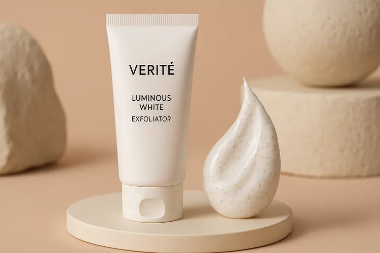 รีวิว Verite Luminous White Exfoliator: สครับผิวหน้าใส ลดสิวเสี้ยน!