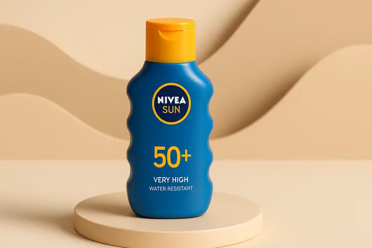 10 อันดับ ครีมกันแดดนีเวีย สูตรไหนดี ปี 2025 กันน้ำ กันแดดสูง ไม่เหนียว