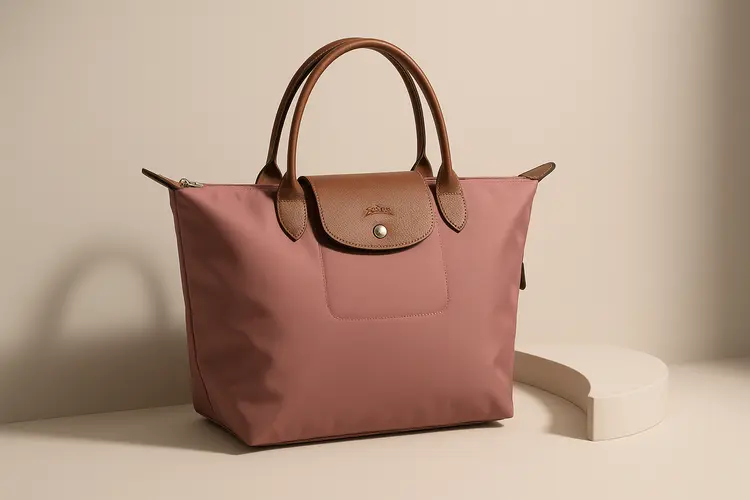 10 กระเป๋า Longchamp รุ่นไหนดี ปี 2025 จุของเยอะ น้ำหนักเบา